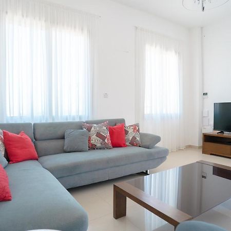 Oniros By Prestige Bookings Peja Zewnętrze zdjęcie