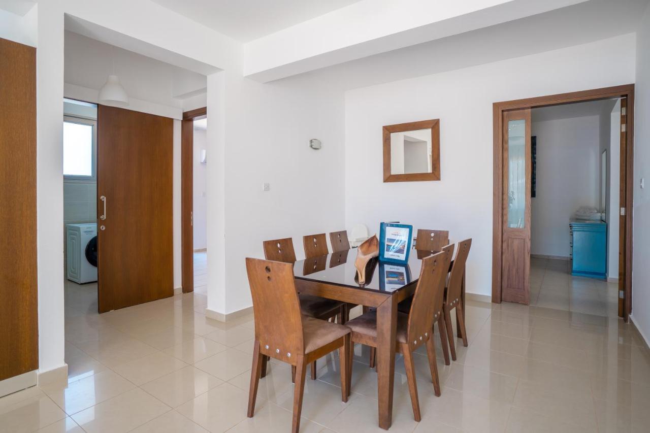 Oniros By Prestige Bookings Peja Zewnętrze zdjęcie