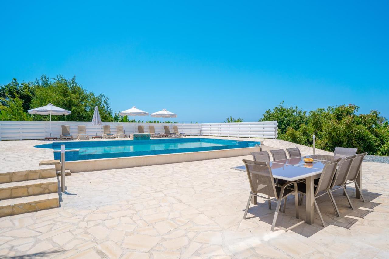 Oniros By Prestige Bookings Peja Zewnętrze zdjęcie