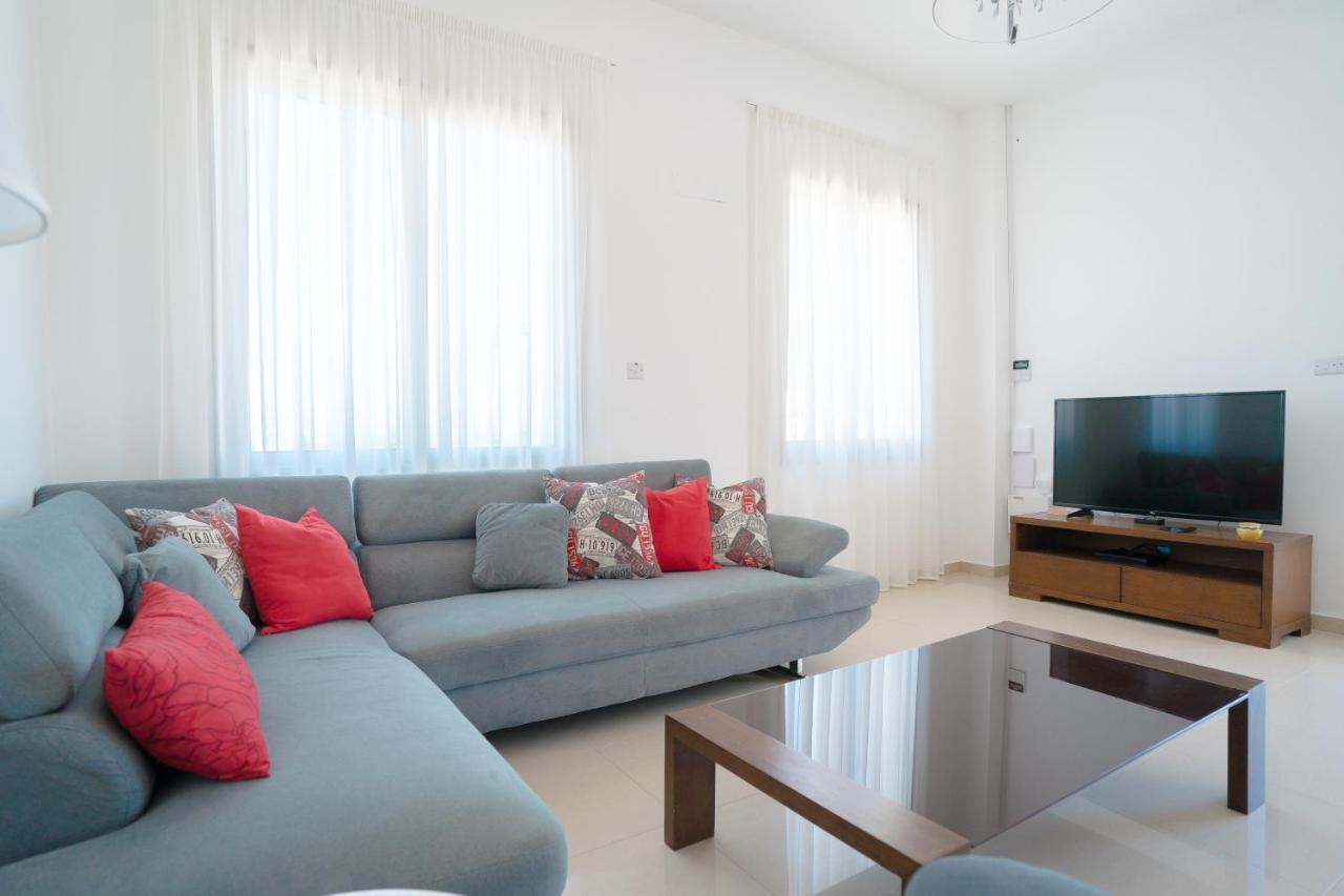 Oniros By Prestige Bookings Peja Zewnętrze zdjęcie