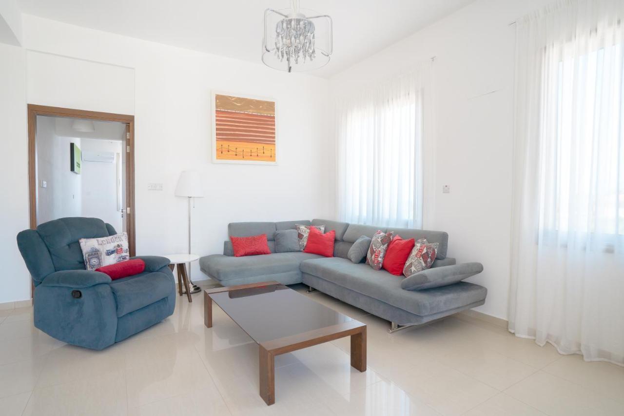 Oniros By Prestige Bookings Peja Zewnętrze zdjęcie