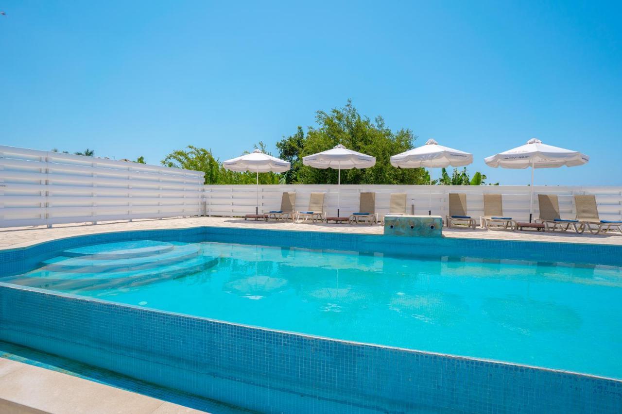 Oniros By Prestige Bookings Peja Zewnętrze zdjęcie