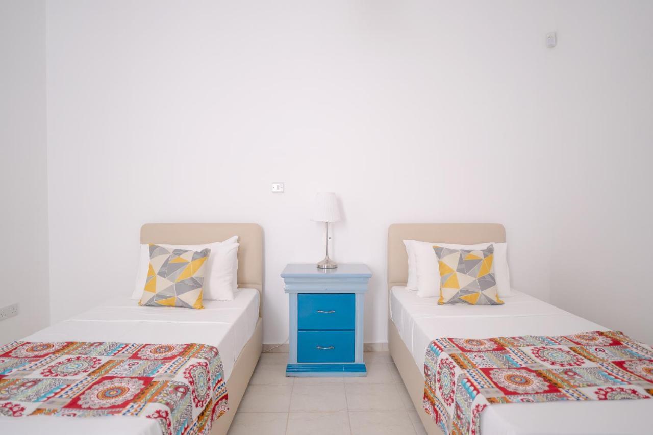 Oniros By Prestige Bookings Peja Zewnętrze zdjęcie