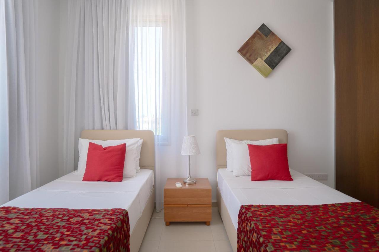 Oniros By Prestige Bookings Peja Zewnętrze zdjęcie
