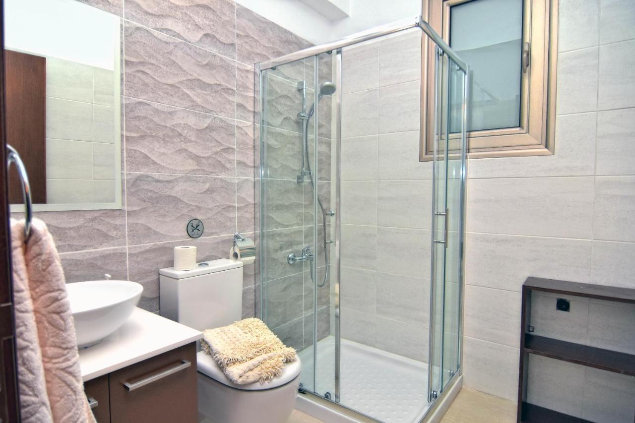 Oniros By Prestige Bookings Peja Zewnętrze zdjęcie