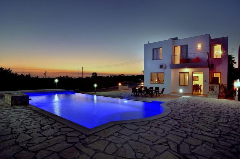Oniros By Prestige Bookings Peja Zewnętrze zdjęcie
