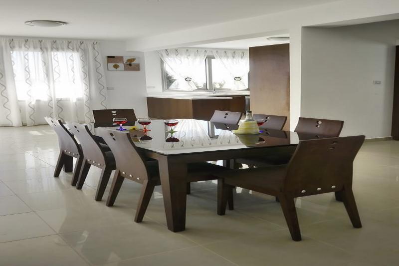 Oniros By Prestige Bookings Peja Zewnętrze zdjęcie